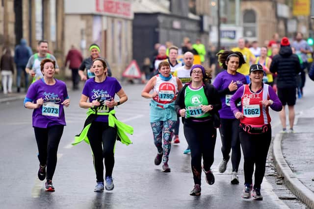 A field of more than 2,500 runners has entered the annual event along Bradford Road between Dewsbury and Birstall