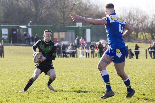 Sam Ottewell finds space for Shaw Cross Sharks. Picture: Jim Fitton