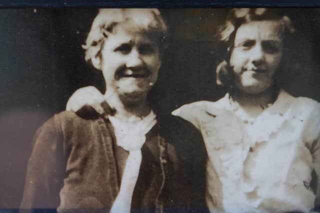 From the left, Betty Totton and her daughter, George's Great Grandmother, Doris.