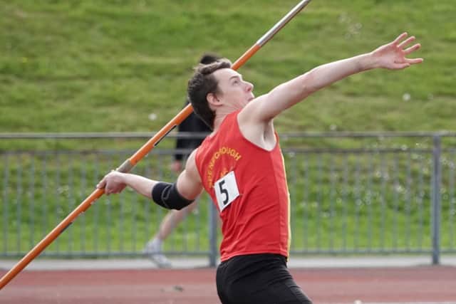 Spenborough AC athlete Glenn Aspindle won a bronze medal in the Yorkshire Track and Field Championships.