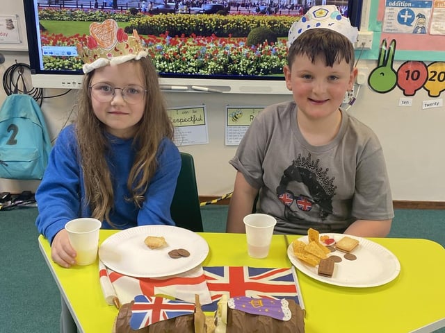 Children celebrated the Queen's Platinum Jubilee at Battyeford Primary School, Mirfield