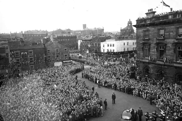 Huge crowds gathered to see the Queen’s visit to Dewsbury in 1954 (picture courtesy of Kirklees Archive)