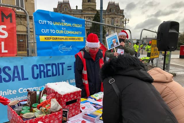 Unite Community held an event held in Dewsbury town centre on December 1 as part of its campaign to restore the £20 cut to Universal Credit