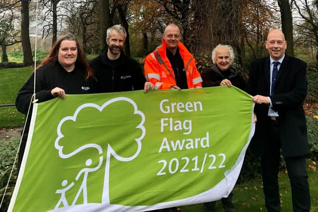 Mark Eastwood MP meets the Friends of Crow Nest Park and the Kirklees Parks team to congratulate them for winning their 10th Green Flag Award