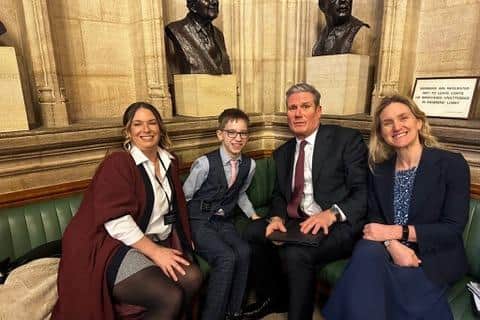 Zach with his mum, Claire, Keir Starmer and Kim Leadbeater.