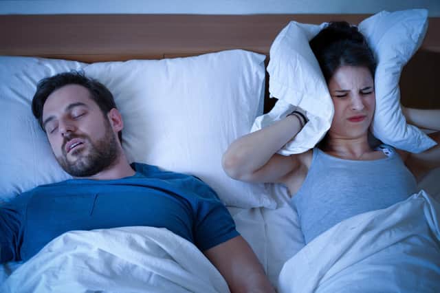 There are simple things that are worth trying to stop snoring. Photo: AdobeStock