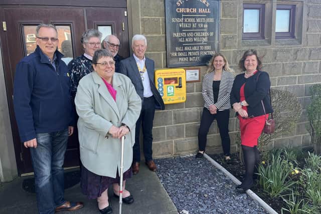 The unveiling of the defibrillator was attended by members of the Birstall Rotary Club, Batley and Spen MP Kim Leadbeater and Coun Gwen Lowe.