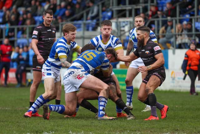 Halifax and Batley experienced mixed fortunes in Cumbria as Barrow Raiders won their first game of the Championship season against the Panthers while the Bulldogs edged Whitehaven 18-16.