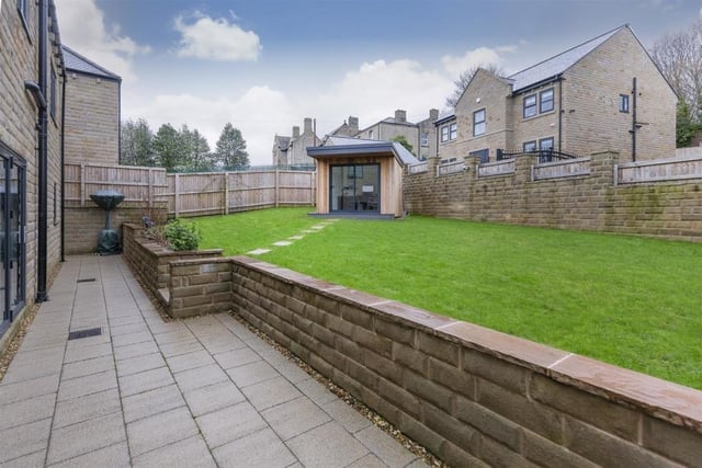 Snelsins Road in Cleckheaton is currently for sale on Rightmove for a guide price of £650,000.