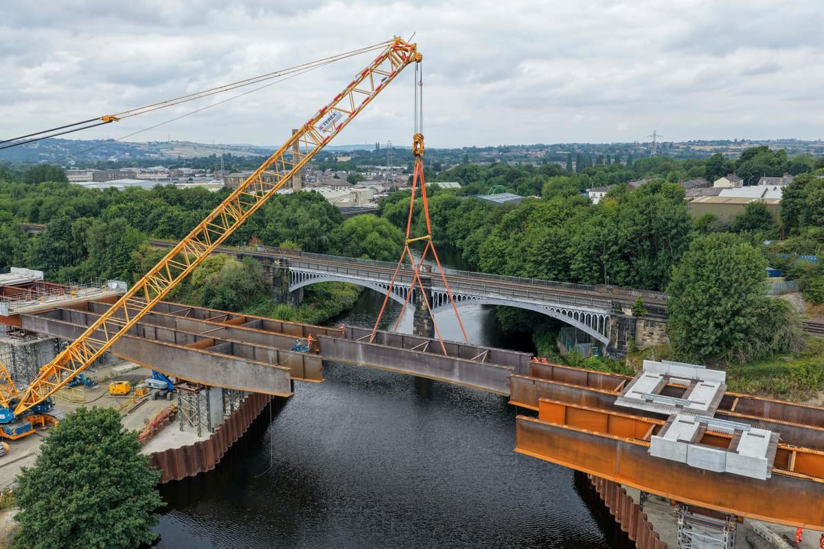 Watch This: Huge steel beams lifted into place as new railway viaduct ...