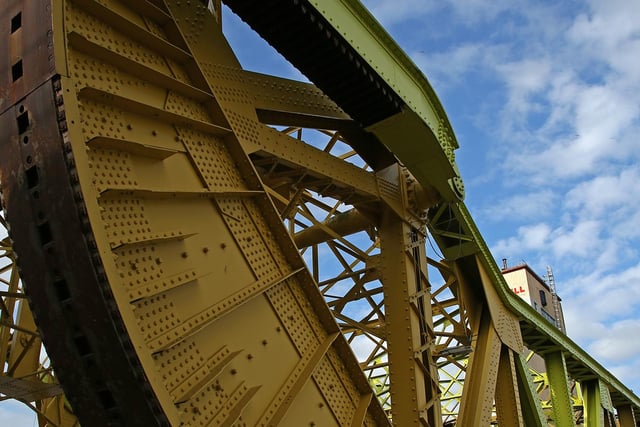 Hull Lift Bridge by Paul Ketton.