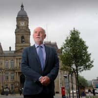 Former Mayor of Kirklees calls on council to recognise Dewsbury's historic civic flag as part of new policy