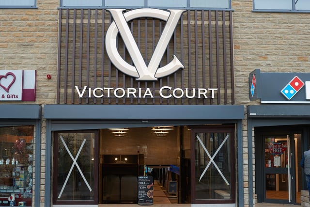 Who used to run through the Rubber Tunnel (now officially known as Victoria Court) as a kid in Cleckheaton?