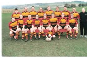 Tributes have poured in for former Shaw Cross rugby league ‘legend’ Johnny Bates (back row, fourth from left) who has sadly passed away, aged 52. (Photo credit: Shaw Cross ARLFC Facebook)