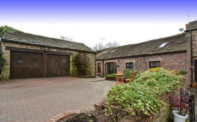 Within a quiet courtyard setting, The Oaken Barn comes with many original features, and plenty of potential for a new owner to stamp their own identity