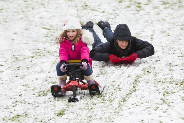 Dewsbury, Batley and Spen weather: When heavy snow is expected today as Yellow and Amber warnings issued