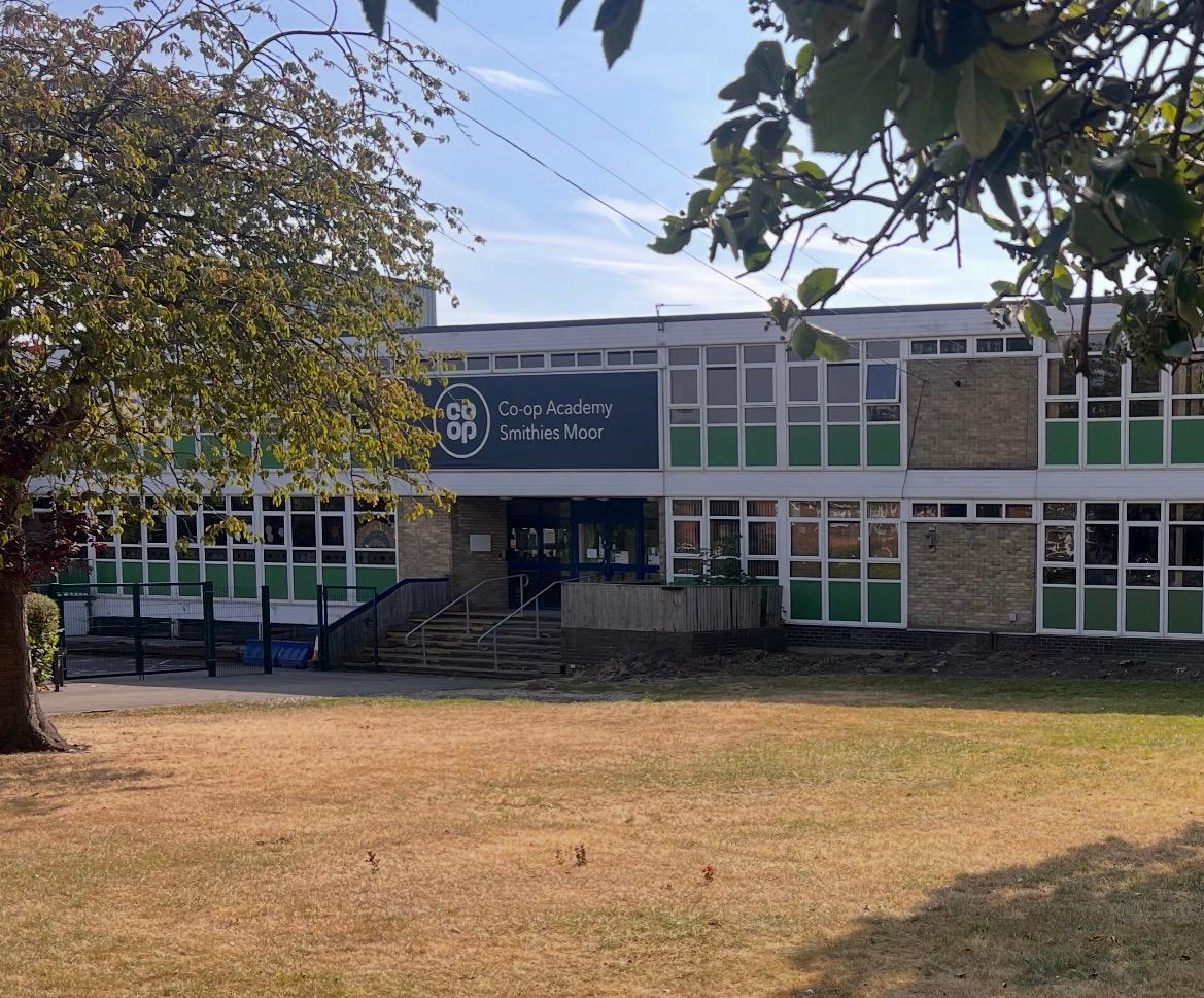 Pläne zum Abriss und Wiederaufbau der Heckmondwike-Schule schreiten trotz ...