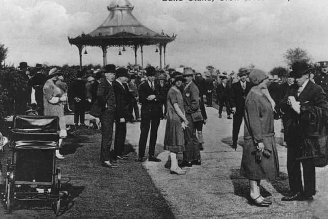 This picture captures what Crow Nest Park was really like in the old days when the bandstand was still there and people went in their thousands during Dewsbury Feast Week.
