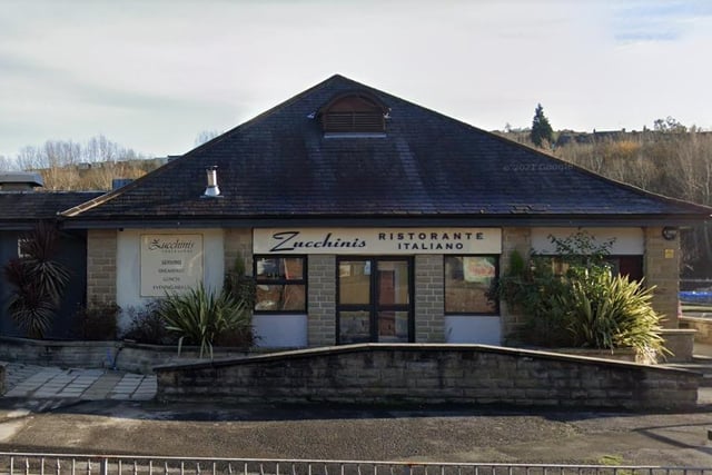 Zucchinis Italian Restaurant, Bradford Road, Batley - 4/5 (837 reviews).