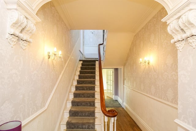 The original staircase and balustrade from the hallway.