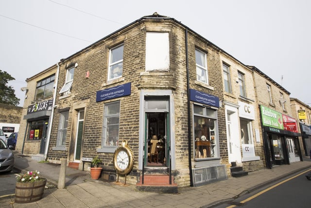 The main entrance at Cleckheaton Antiques