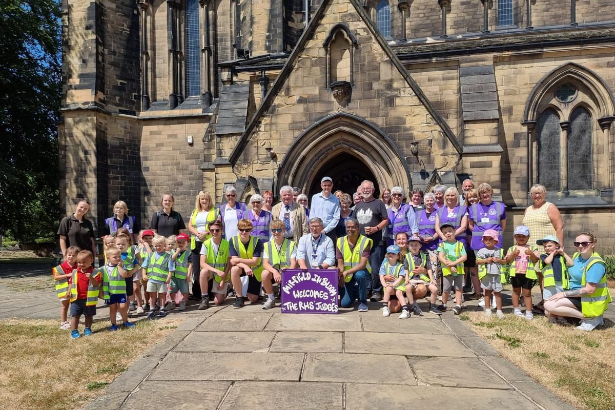 ‘A town to be proud of’: Yorkshire in Bloom judges welcomed to Mirfield as ...