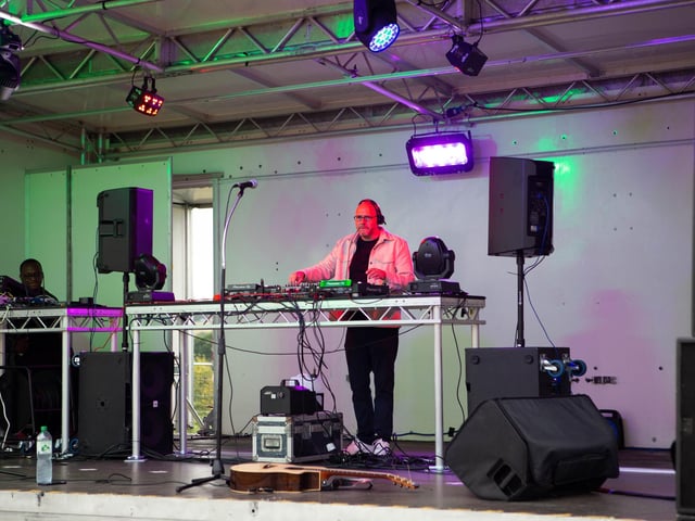 Heart Yorkshire Radio presenter Dixie performs a set at Mirfield Farm Fest.