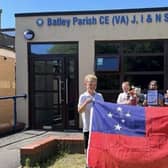 Batley Parish school pupils with the Samoan flag