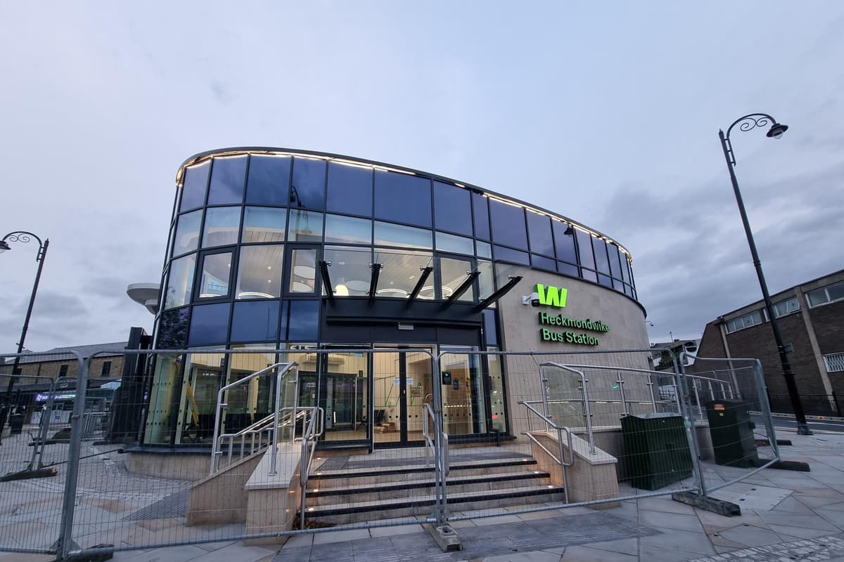 Heckmondwikes neuer, millionenschwerer Busbahnhof wird Ende des Monats ...