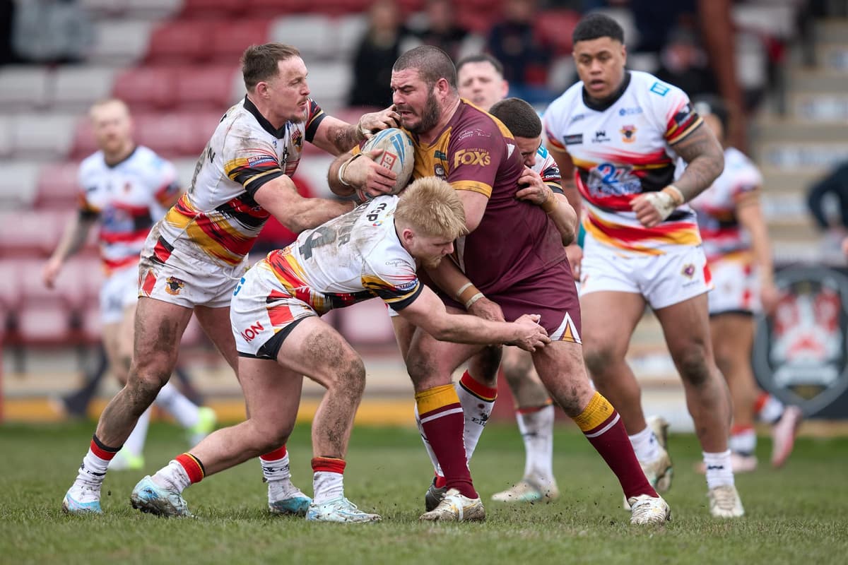 Batley Bulldogs pay tribute to club captain and legend James Brown