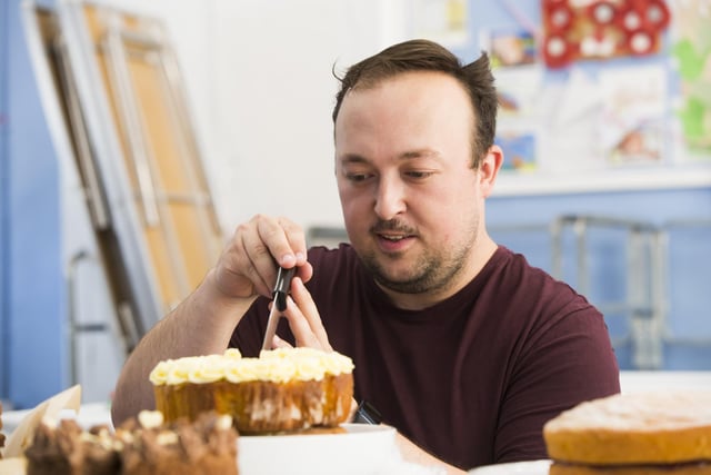 Cake judging - Nathan Handley