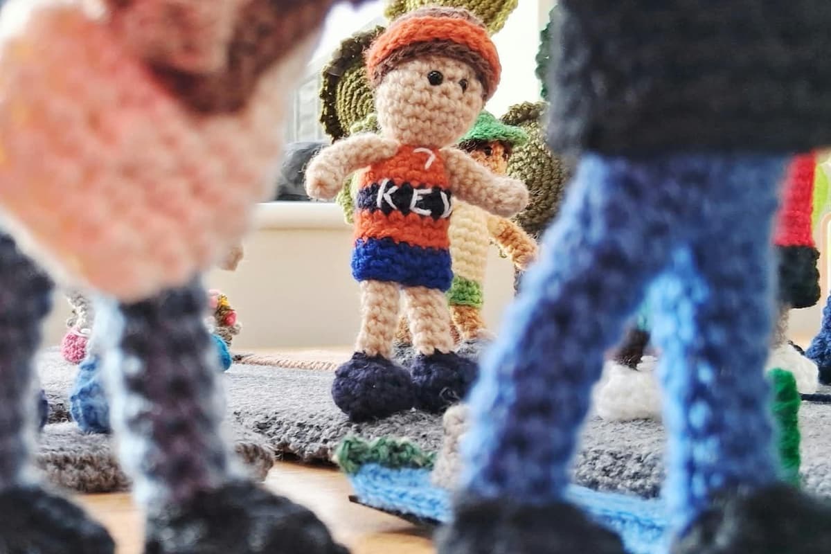 Crochet marathon: Where and when you can see special figures including Sir ...
