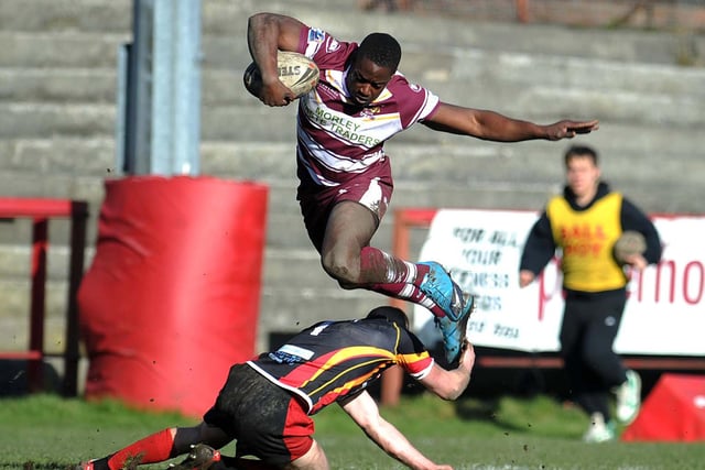 Dewsbury Rams v Batley Bulldogs: Action photos of Heavy Woollen derby ...