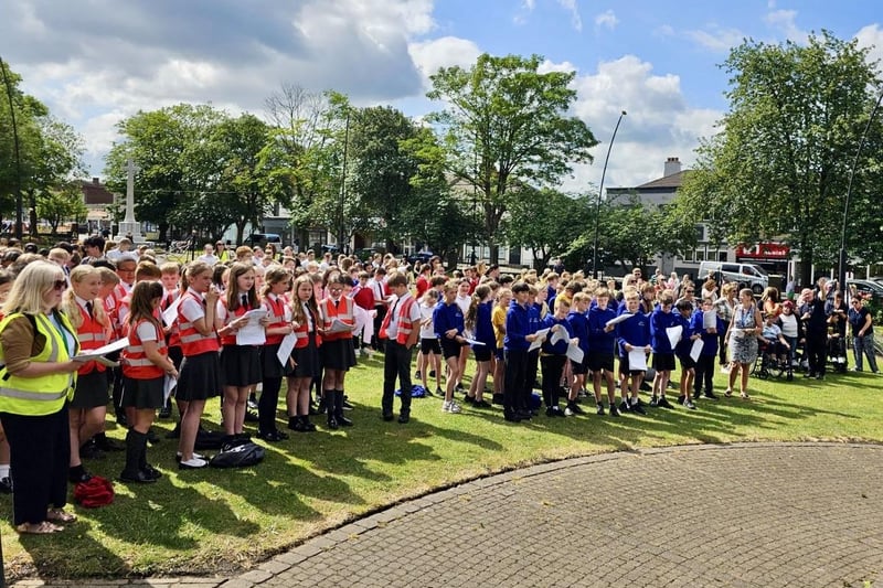 Hundreds of youngsters from eight local schools – Spen Valley High, Fairfield, Roberttown Primary, Hightown J&I, Littletown, Headlands, Heckmondwike Primary, and Cooperative Academy Smithies Moor - came together in Heckmondwike Green Park for the Big Sing.