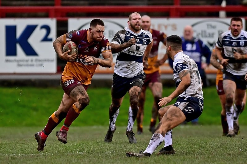 The result leaves progress to the knockout stages in Batley's own hands - a win against Hunslet in two weeks' time will seal their place in the quarter finals as they look for a second successive trip to Wembley.
