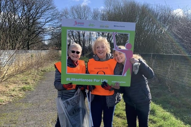 Kim with members of Cleckheaton Rotary Club on a litter-pick.