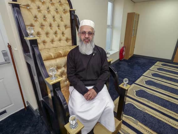 Mosques across North Kirklees are to welcome questions from guests this weekend.