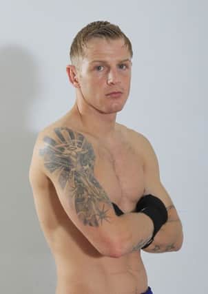 BETFAIR PRIZEFIGHTER -LIGHTWEIGHTS2
PIC;LAWRENCE LUSTIG
GARY SYKES