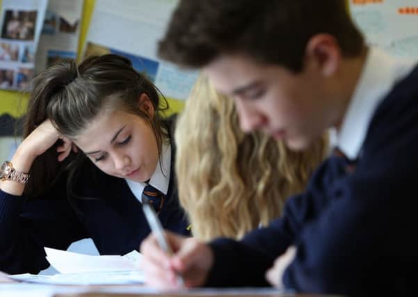 Putting pen to paper could bag students a £100 prize