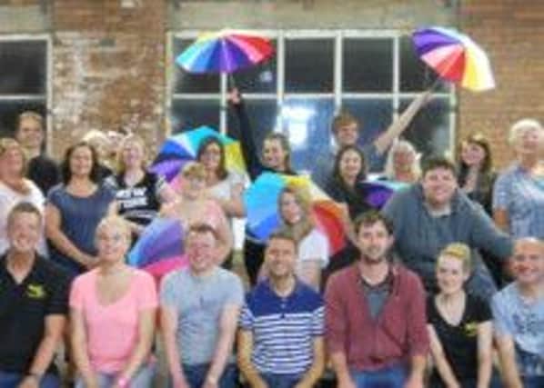 Carlinghow Theatre Company - cast of Singing in the Rain.