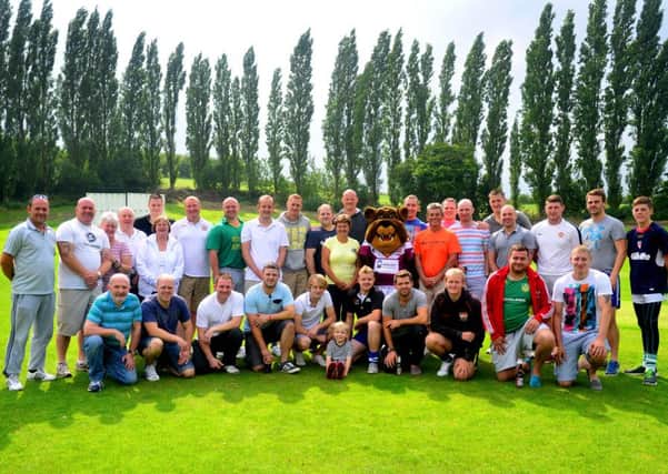 Jill Morley and Crossbank Methodist Cricket Club's charity cricket match in memory of Jill's son. (D555A335)