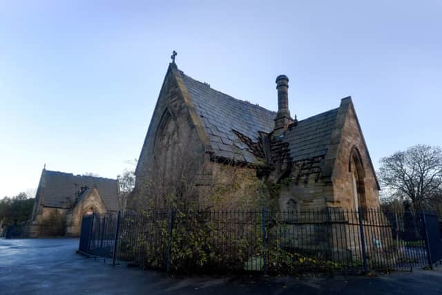 Two council owned listed chapels at the top of Dewsbury cemetary which have been left to fall into disrepair. (D531L347)