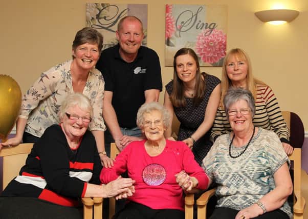 101 year old Louisa Hemmingway.
front left, Barbara Hinchliffe, Louisa Hemmingway, June Crossland
back left, Jayne Wood, Stephen Hinchliffe, Louise Little, Linda Carter