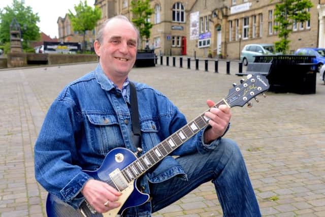 Mark Dawson has written and performed a charity single about Batley Bulldogs.