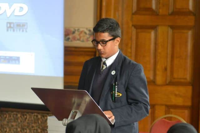 POIGNANT SERVICE Pupils shared their thoughts. (D551C427)