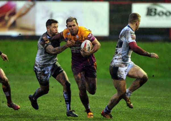 Former Shaw Cross Sharks player Shaun Squires can provide inspiration to the Heavy Woollen Amateur Select side, who face Batley Bulldogs on Sunday.