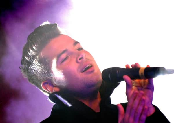 Joe McElderry is to play Cleckheaton Town Hall.