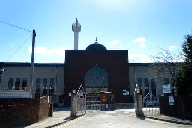 Markazi Mosque on South Street in Dewsbury. (D532A318)