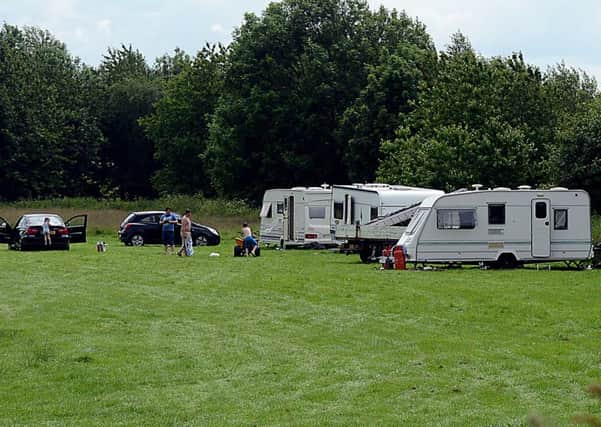 Travellers set up camp in 
Gomersal.