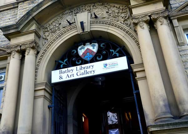 Batley library. (D512D430)